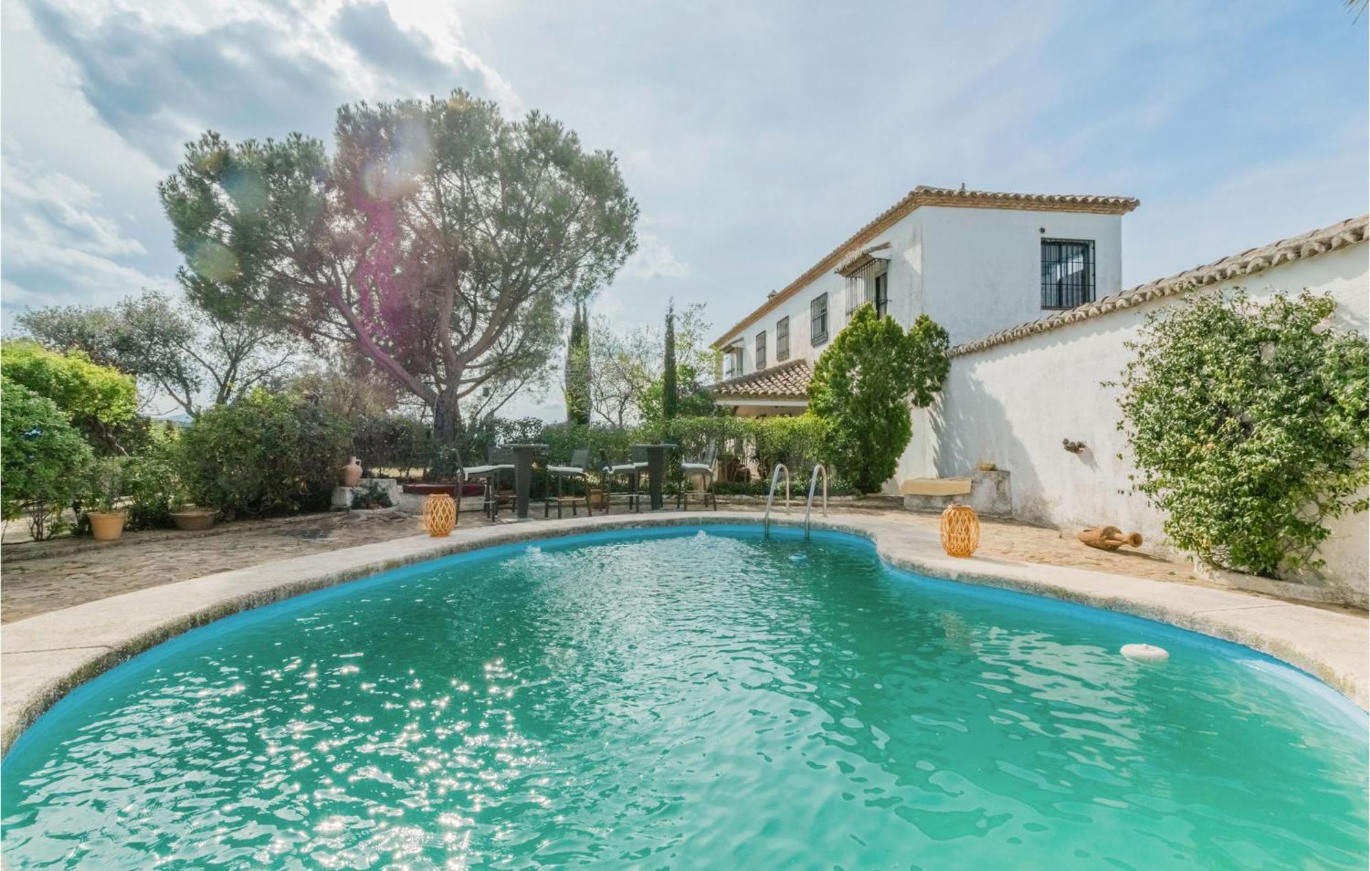Gorgeous Home In Aldeaquemada With Swimming Pool Dış mekan fotoğraf