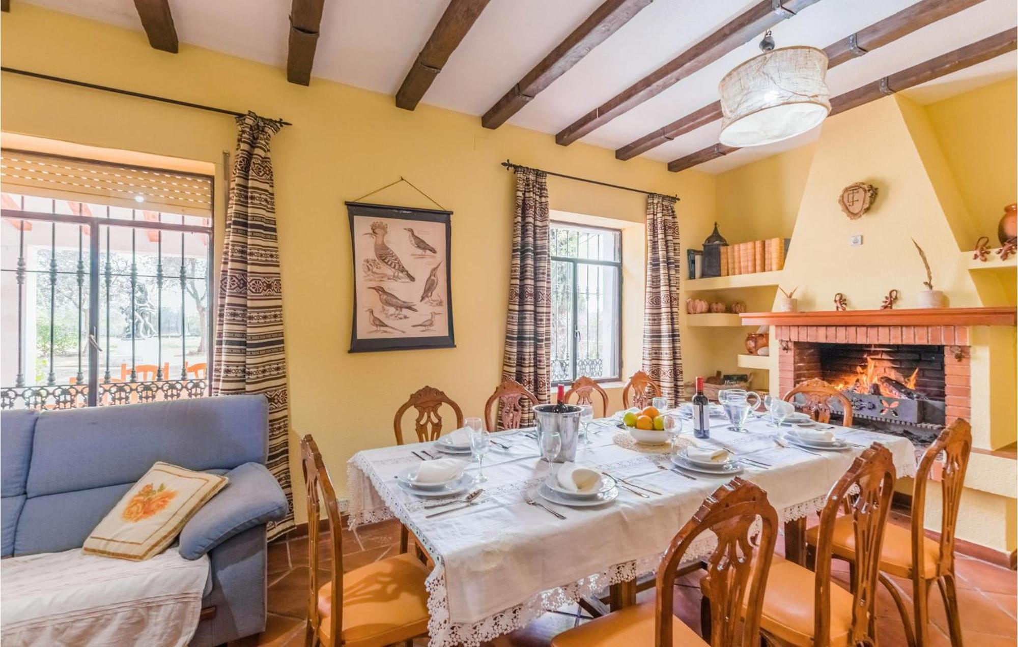 Gorgeous Home In Aldeaquemada With Swimming Pool Dış mekan fotoğraf