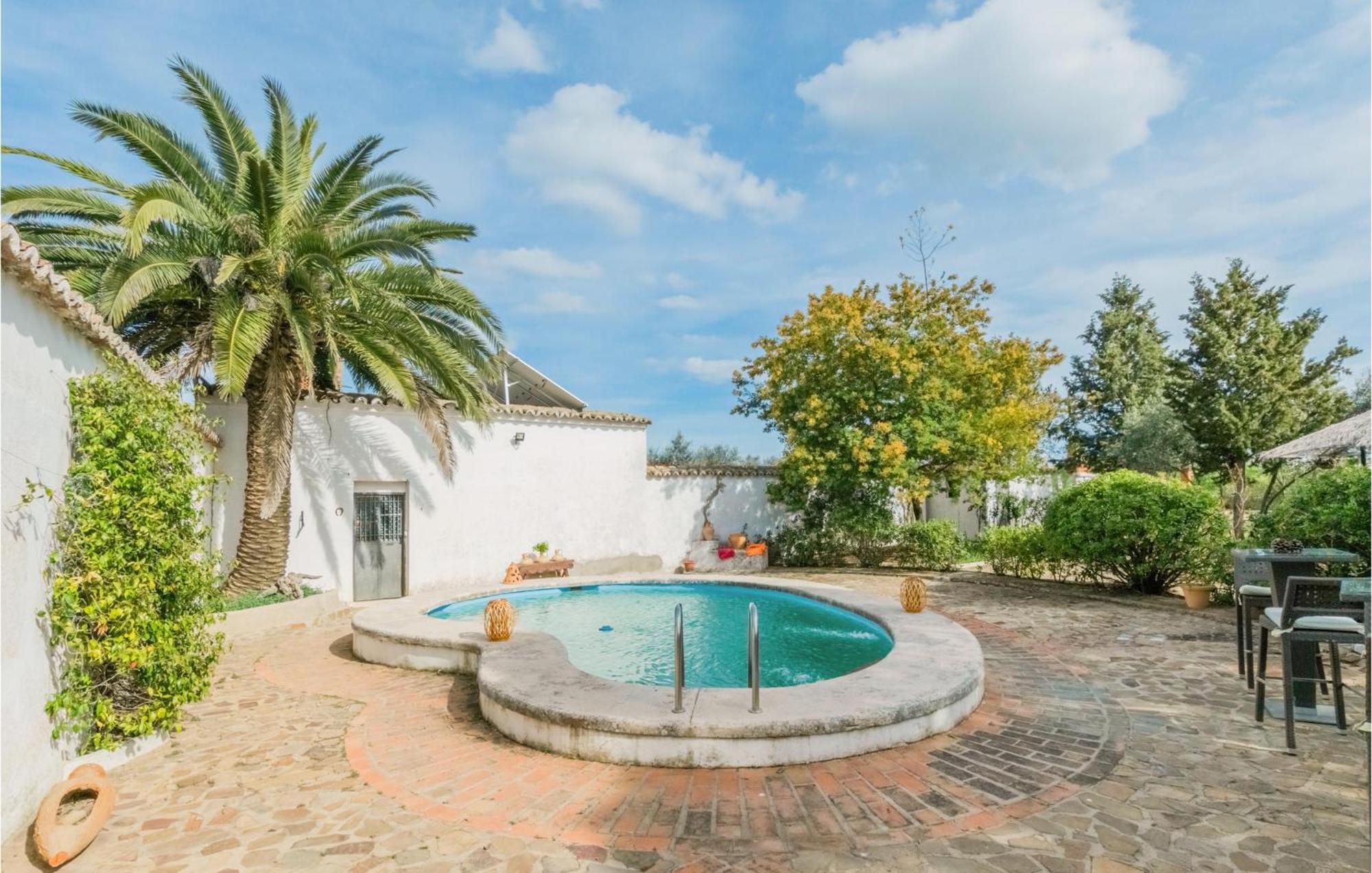 Gorgeous Home In Aldeaquemada With Swimming Pool Dış mekan fotoğraf