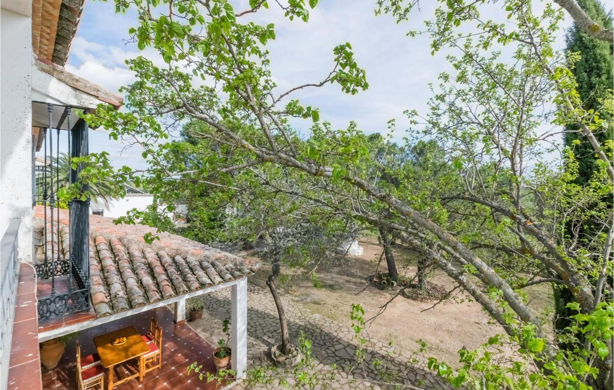 Gorgeous Home In Aldeaquemada With Swimming Pool Dış mekan fotoğraf