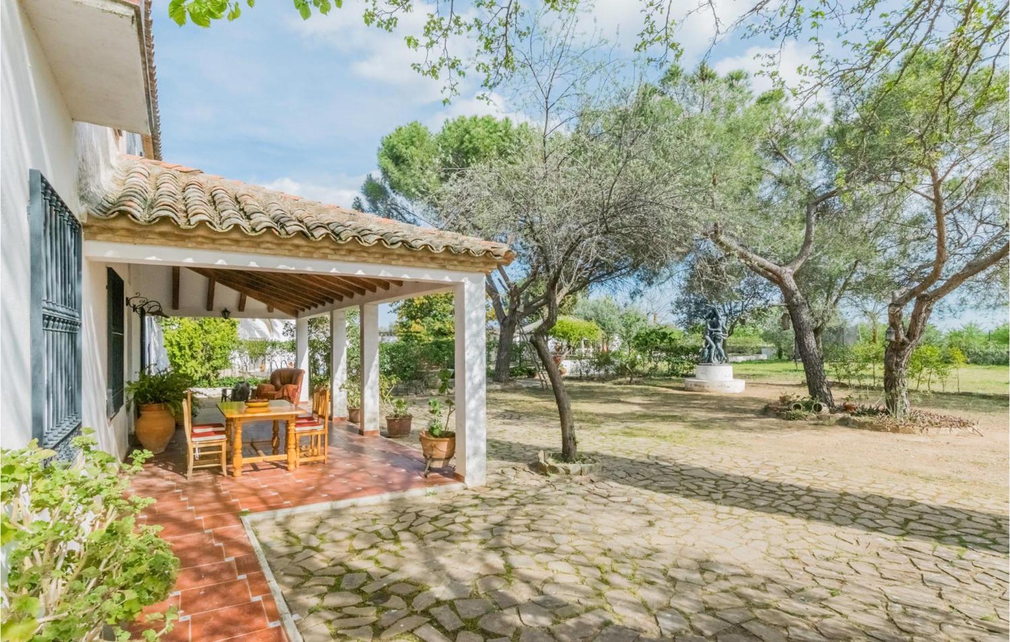 Gorgeous Home In Aldeaquemada With Swimming Pool Dış mekan fotoğraf