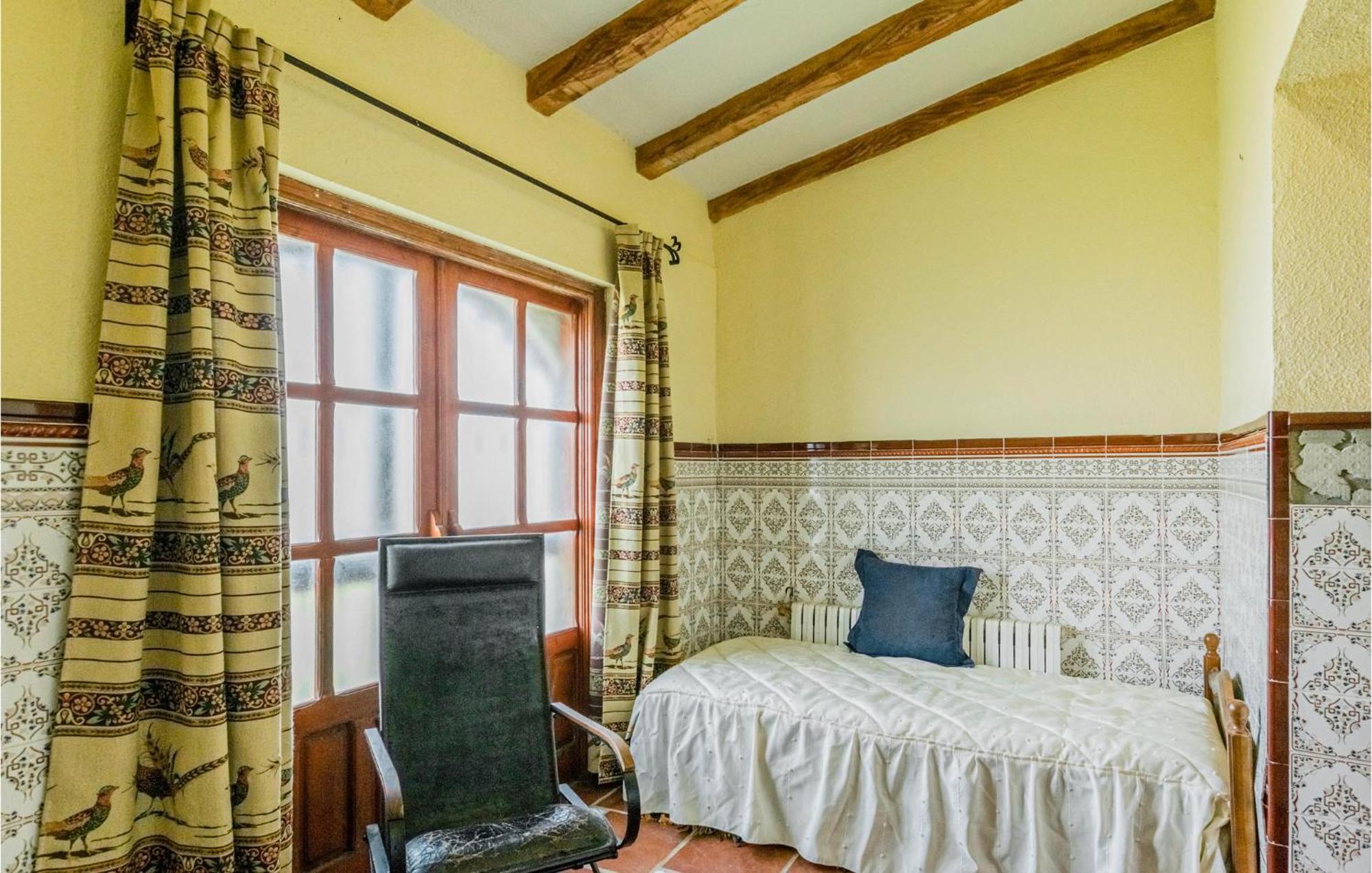 Gorgeous Home In Aldeaquemada With Swimming Pool Dış mekan fotoğraf